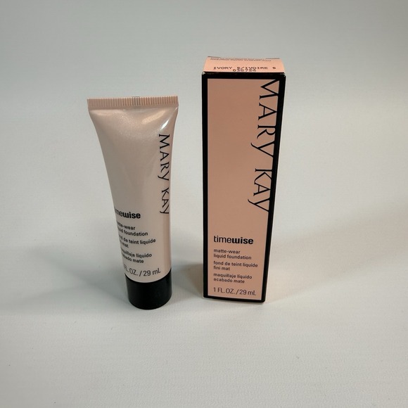 Mary Kay Timewise Matte 3D Foundation Ivory 5 New in Box - Picture 1 of 3